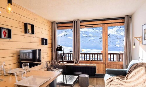 Apartment in Val Thorens on Ski Slopes