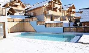 Outdoor pool - 32m2 Apartment, Sleeps 4 in a Quiet Residence (Saint-Jean-d'Arves)