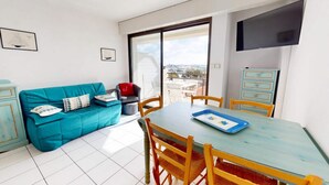 Living area - Apartment in Saint-gilles by the Ocean (Saint-Gilles-Croix-de-Vie)