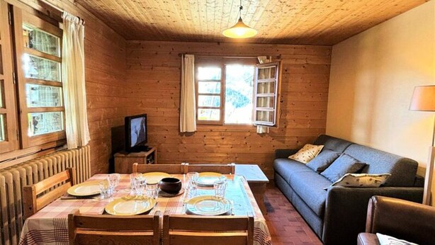 Dining - 2-room Apartment in Notre-dame-de-bellecombe - Sleeps 5 (Notre-Dame-de-Bellecombe)