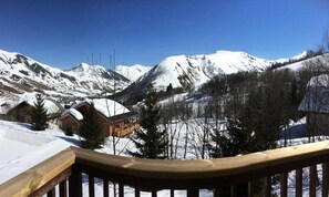 Property grounds - Apartment in Saint Sorlin Near Ski Slopes (Saint-Sorlin-d'Arves)