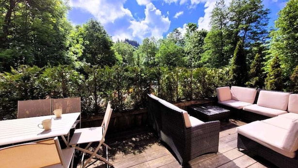 Unclassified image, 1 of 3, button - Large Single-story Apartment With Terrace (Les Gets)