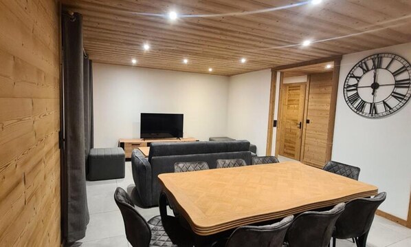 Interior - Apartment in Nant-robert Near Aravis (Le Grand-Bornand)