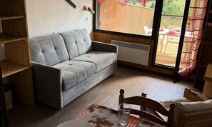 Living area - 2-room Apartment in Les Saisies - Sleeps 4 (Hauteluce)
