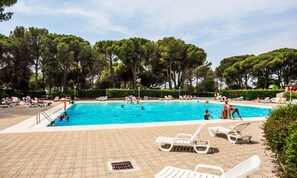 Piscine extérieure
