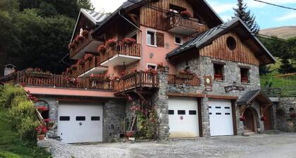 Chalet in Les Clots Near Ski Lift