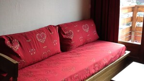 Interior - 2-room Apartment for 4 People, 3-star Rating, West-facing (Valloire)
