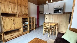Living area - Plattieres 4 (Les Allues)