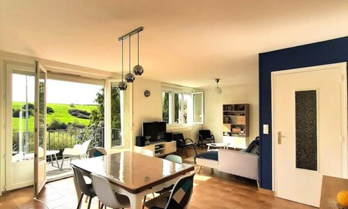 Houses & Villas for 10 People