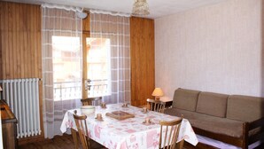 Dining - 2 Rooms for 4 People (Le Grand-Bornand)