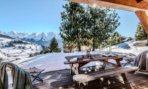 Outdoor dining - Chalets for 12 People (Le Grand-Bornand)