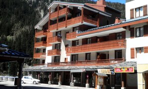 Exterior - Studio for 3 People (Modane)