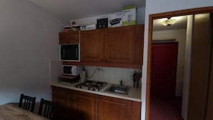 Private kitchen - Studio for 4 People (Modane)