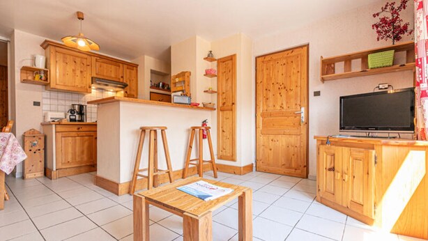 Interior - Beautiful, Quiet Apartment (Aussois)