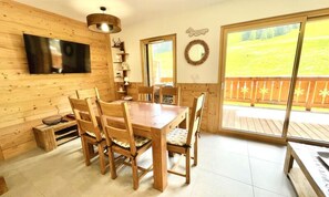 Dining - Charming NEW Apartment Snow-front (Notre-Dame-de-Bellecombe)