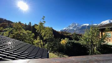 Khuôn viên nơi lưu trú