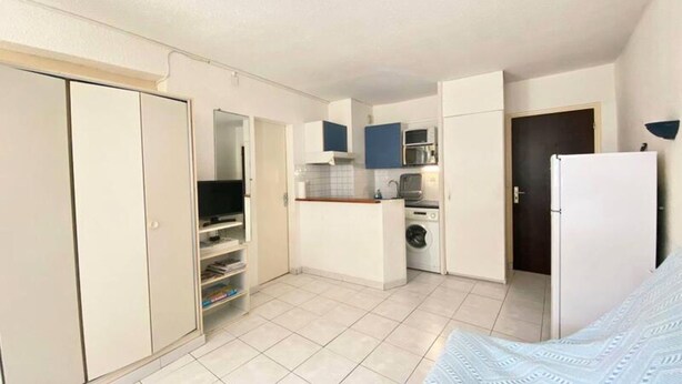 Unclassified image, 1 of 3, button - Holiday Home in Grau du Roi by the Beach (Le Grau-Du-Roi)