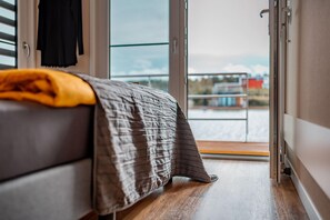 Mobile Unterkunft | 2 Schlafzimmer, individuell eingerichtet