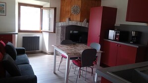 Living area - 2 Rooms 4 People 3 South Facing (Valloire)