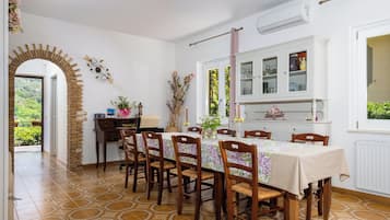 Villa Romantica, vista montagna | Sala da pranzo