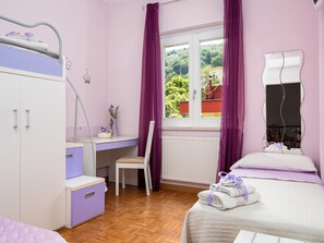 Villa Romantique, vue montagne | Couette en duvet d'oie, bureau