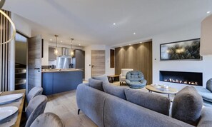 Fireplace - Apartment in Arc 1950 With Ski Access (Bourg-Saint-Maurice)