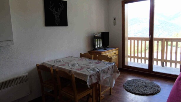 Dining - 2 Rooms for 4 People (Modane)