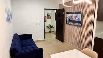 Apartment, 2 Bedrooms, Accessible | Interior