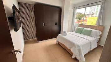 Apartment, 2 Bedrooms, Accessible | 3 bedrooms