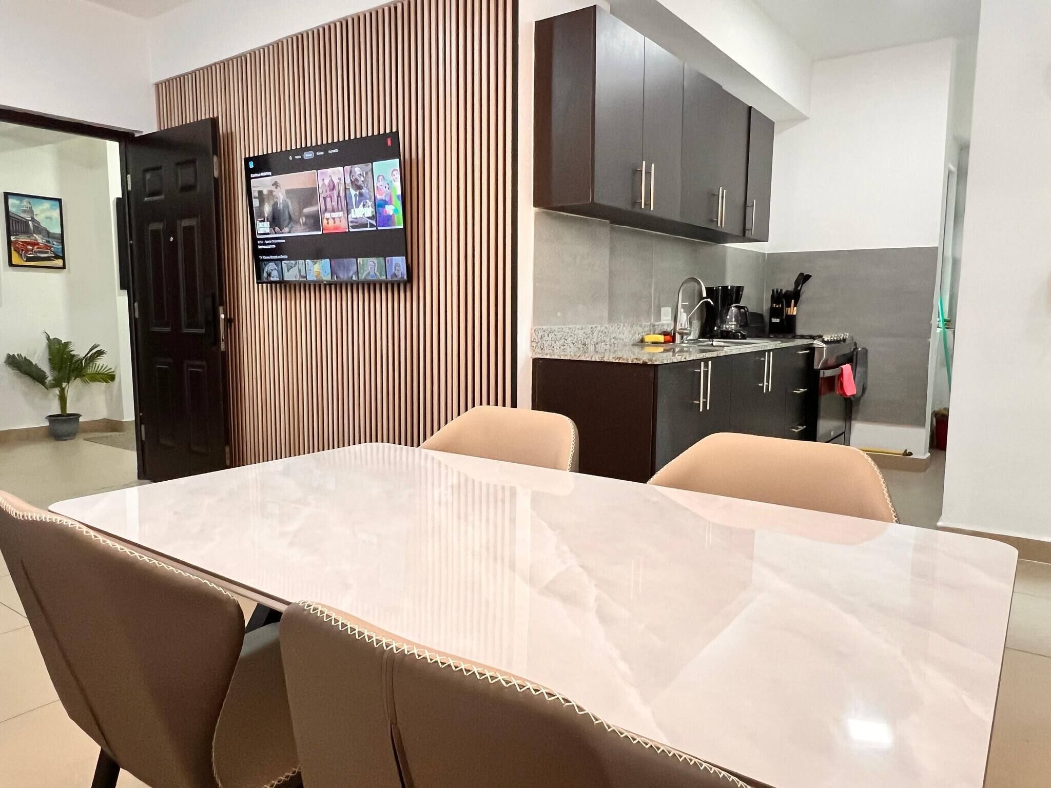 Apartment, 2 Bedrooms, Accessible | Private kitchen