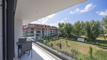 Căn hộ | Ban công