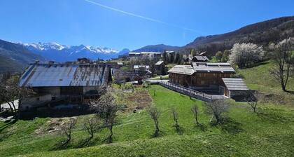 Pleasant 6-person Apartment With Balcony