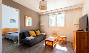 Living area - Peyragudes Apartment for 6 People (Germ)