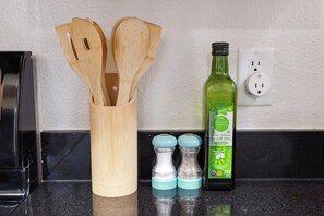 Équipements de salle de bain