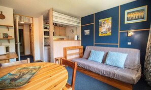 Living area - White Horse C63 (Les Avanchers-Valmorel)