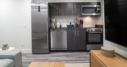 Tranquil 3-bedroom apartment with AC in vibrant New York City