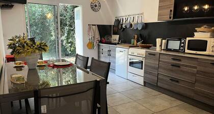 Villa Near Beach With Large Garden