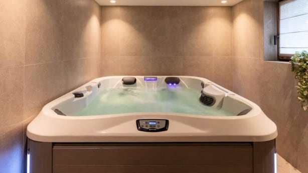 Interior - Apartment in Meribel With Pool & Jacuzzi (Les Allues)