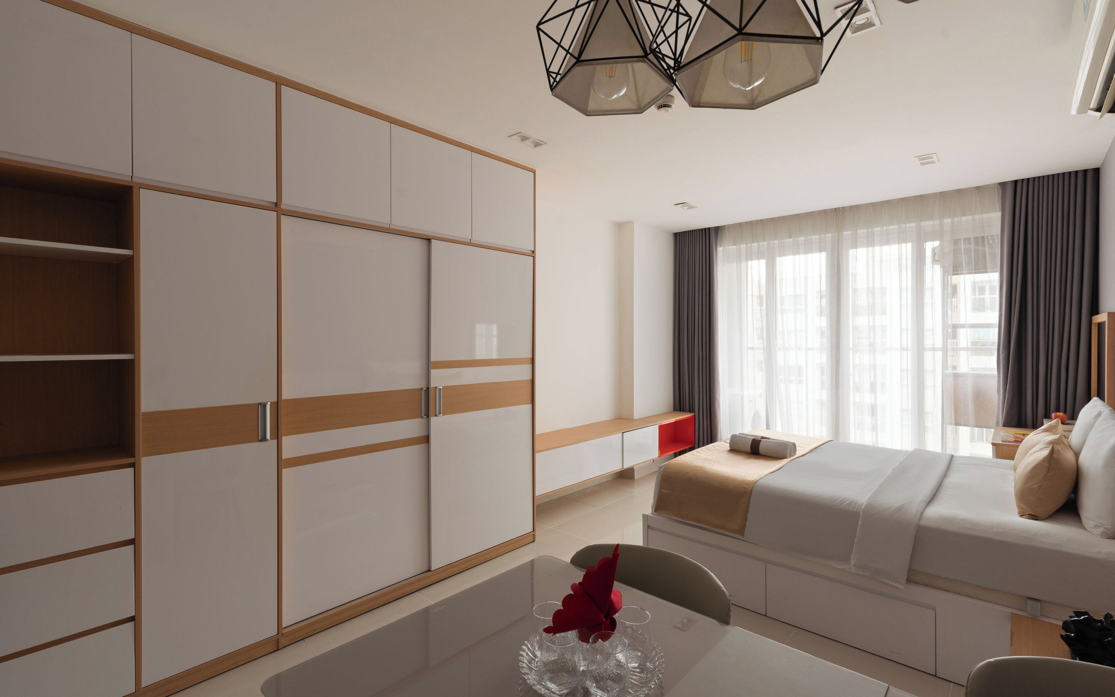 Grand Suite, 1 Bedroom, Club Lounge Access, City View | Egyptian cotton sheets, premium bedding, down comforters