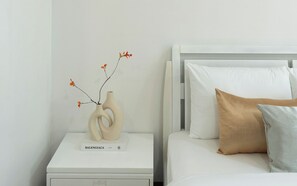 プレジデンシャル スイート 2 ベッドルーム クラブラウンジ利用可 シティビュー | エジプト綿のシーツ、高級寝具、羽毛の掛け布団、セレクト コンフォート製ベッド