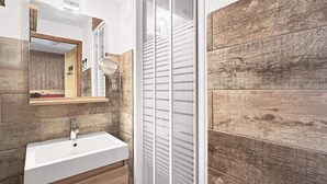Bathroom - Apartment in Les Carroz Near Ski Slopes (Araches-la-Frasse)