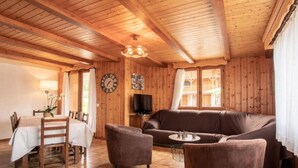 Unclassified image, 3 of 3, button - 4 Rooms for 9 People (Le Grand-Bornand)