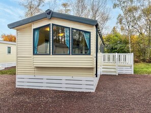 Exterior - 3 bedroom accommodation in Brechin (Brechin)