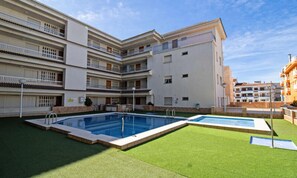 Outdoor pool - Apartment in Cargador With Beachfront Pool (Alcala de Xivert)