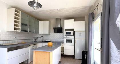 3-room Apartment for 4 People Near La Capte Beach