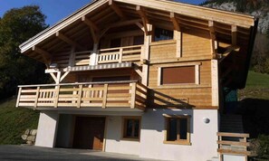 Exterior - Apartment in Grand-bornand With Mountain View (Le Grand-Bornand)