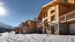 Unclassified image, 2 of 3, button - Premium 5-room Apartment for 10 People (Combloux)