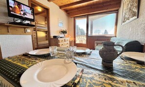 Interior - 2-room Apartment With Sleeping Alcove in Crest-voland - Sleeps 5 (Crest-Voland)