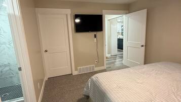 3 dormitoris, planxa i posts de planxar, wifi gratuïta i roba de llit