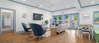 Spacious Modernized Historic Home 3 Minute Walk from Square